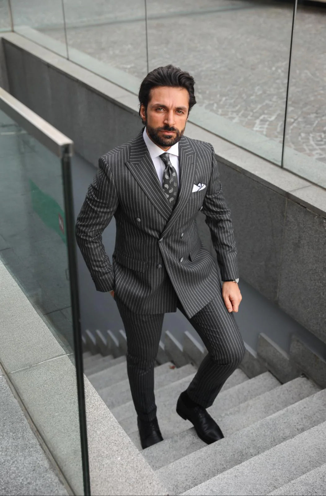 Gentian Row - MrGuild