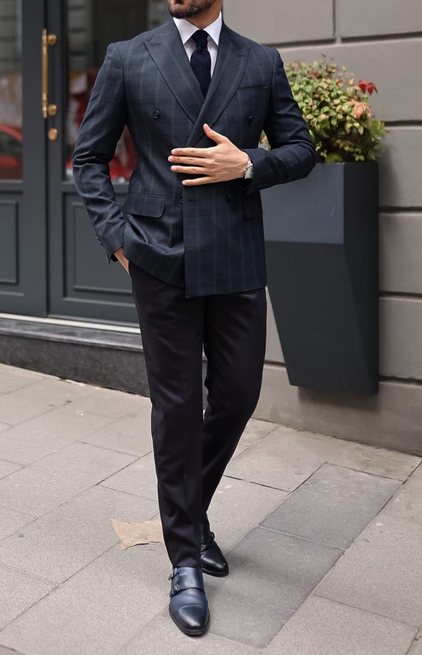 Bourlet Close - MrGuild