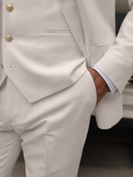 Caroline Court - MrGuild