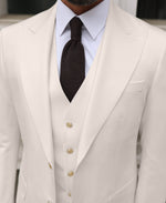 Caroline Court - MrGuild