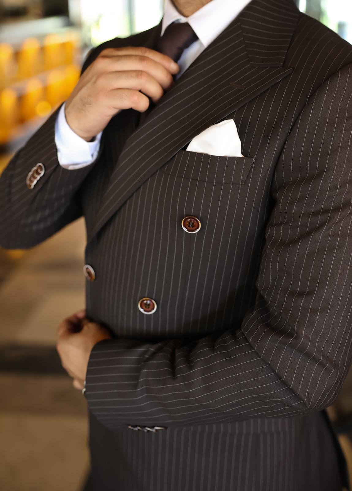 Caslon Street - MrGuild