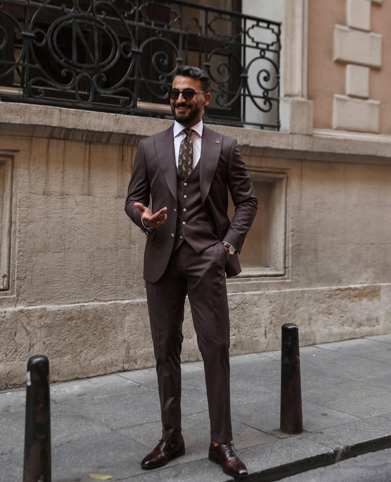 Minting Row - MrGuild