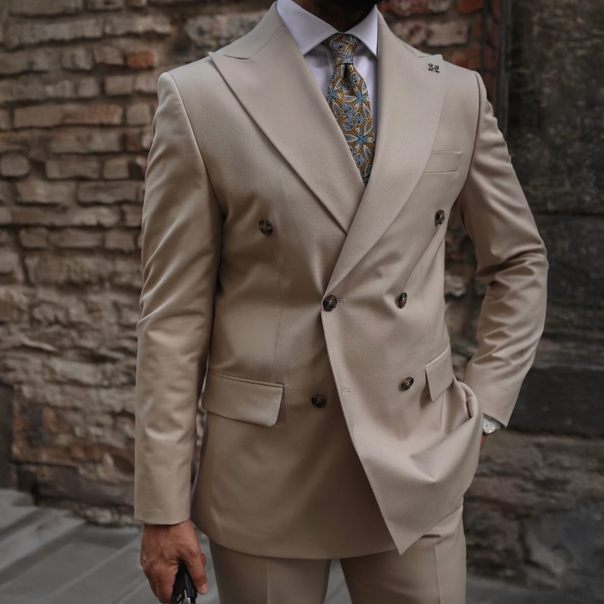 Sherlock Mews - MrGuild