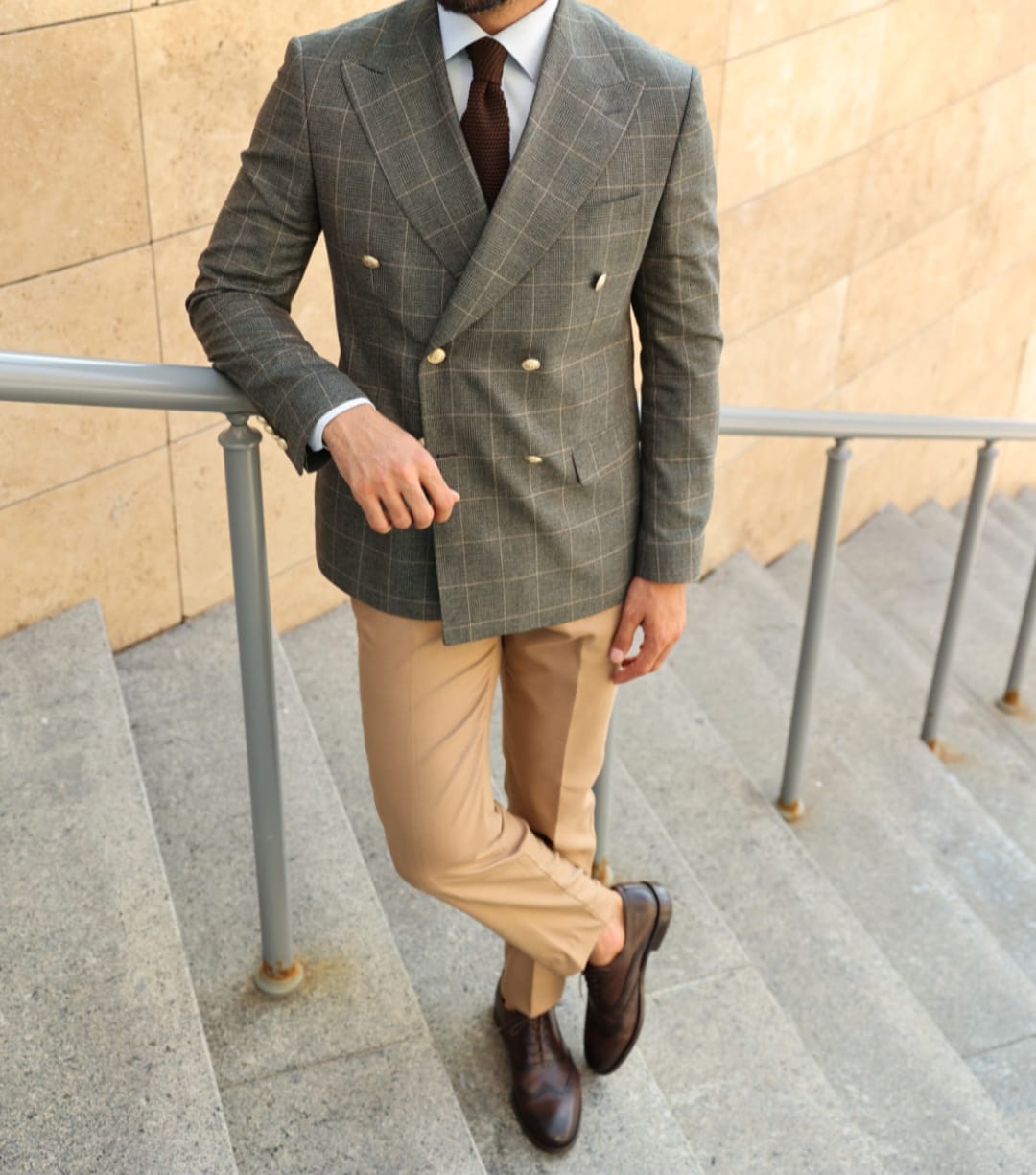 Santas Close - MrGuild