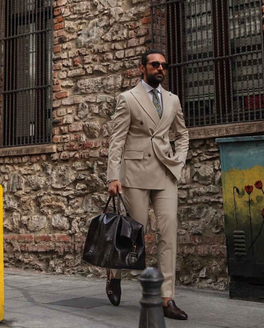 Sherlock Mews - MrGuild