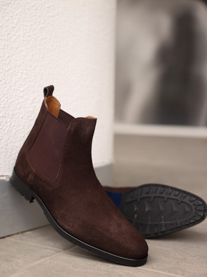 Oslo Men's dark brown calf suede Chelsea boots
