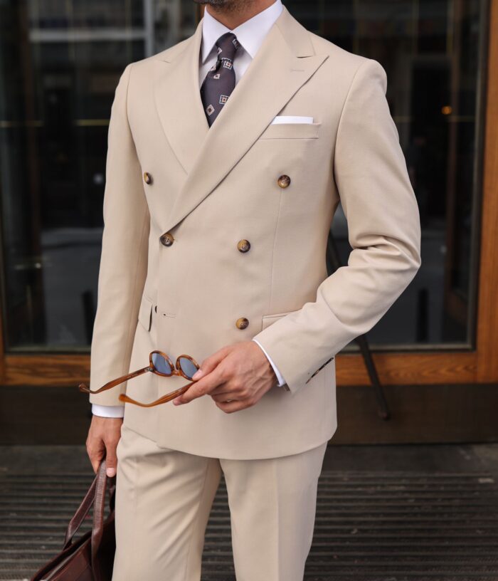 Gerrards Cross Tailored slim fit cream double breasted men's suit with peak lapels