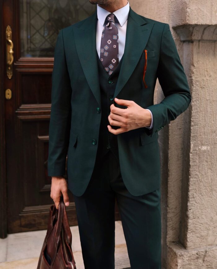 Lanterns End SLIM FIT PINE GREEN  MEN’S THREE PIECE SUIT WITH PEAK LAPELS