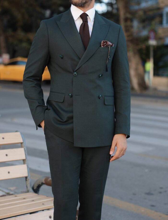 Royal Mile TAILORED SLIM FIT PINE GREEN DOUBLE BREASTED MEN’S SUIT  AND PEAK LAPELS