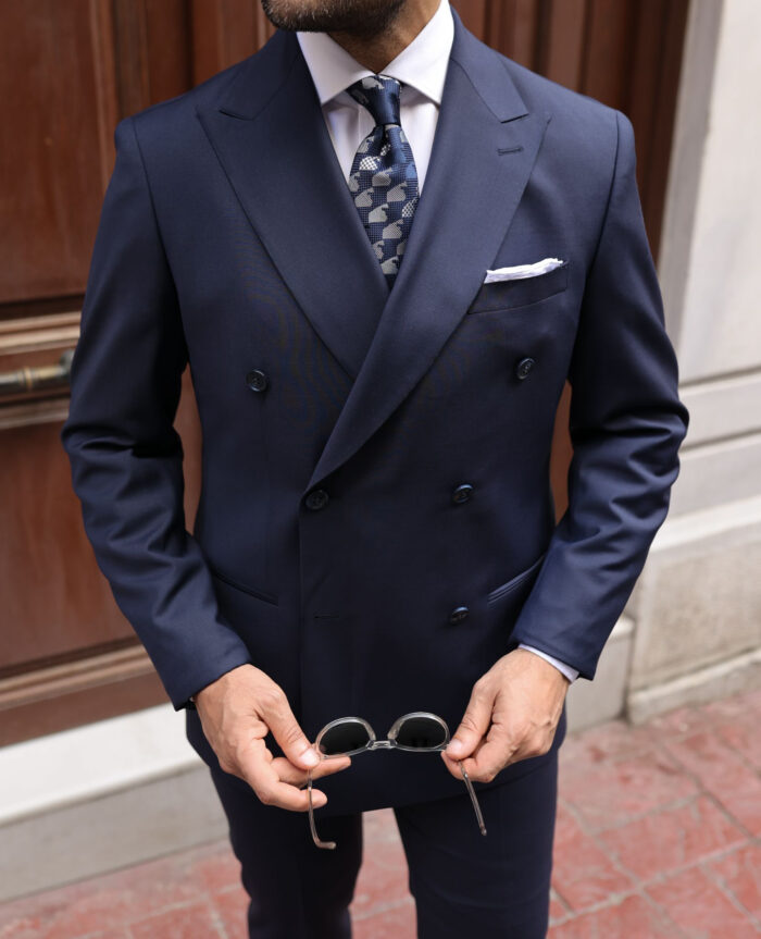 Rodeo Drive Tailored slim fit navy blue double breasted men’s suit with peak lapels