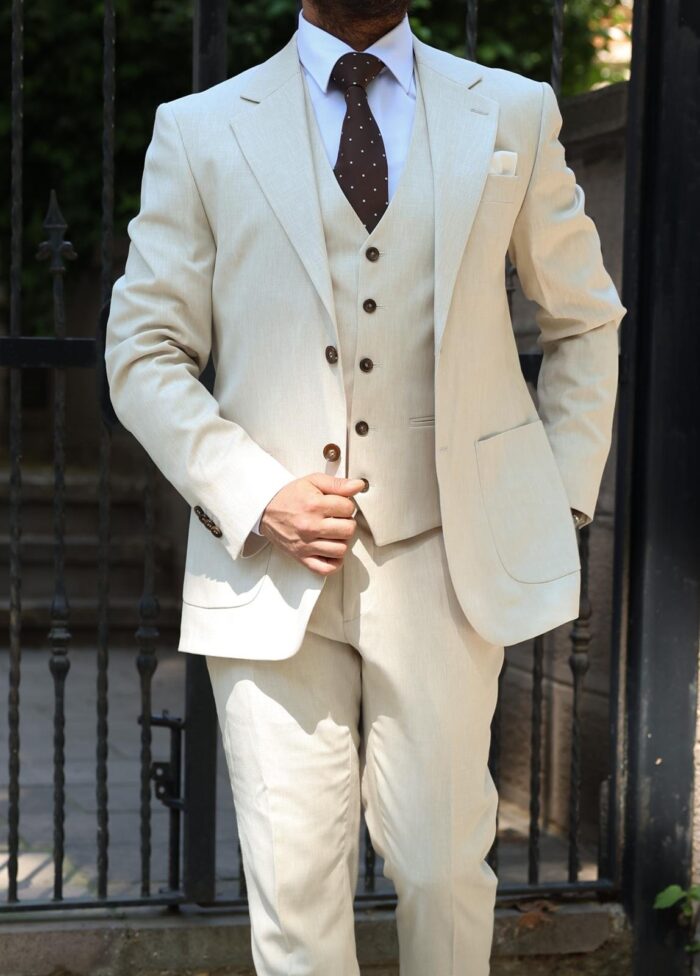 Unwin Place SLIM FIT CREAM MEN’S THREE PIECE SUIT WITH NOTCH LAPELS