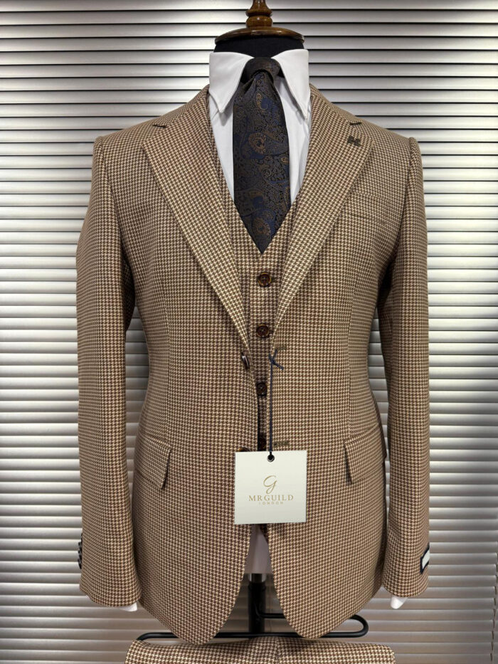 Corn Street SLIM FIT BROWN HOUNDSTOOTH MEN’S THREE PIECE SUIT WITH NOTCH LAPELS