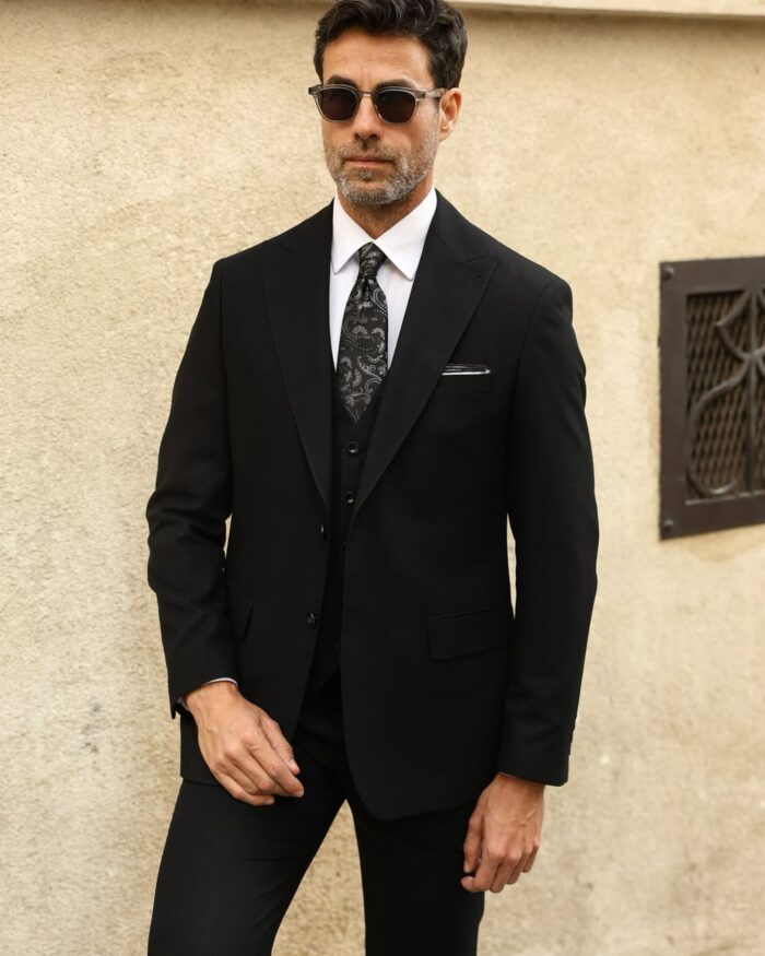Radnor Mews Slim fit all black men’s three piece suit with peak lapels
