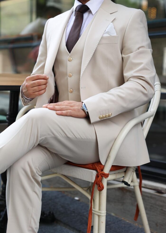 Gaskin Street Slim fit light cream men’s three piece suit with notch lapels