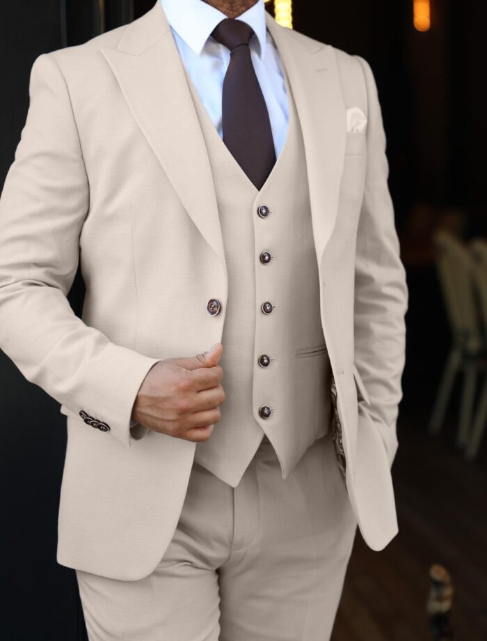 Adelina Grove Slim fit plain all cream men’s three piece suit with peak lapels