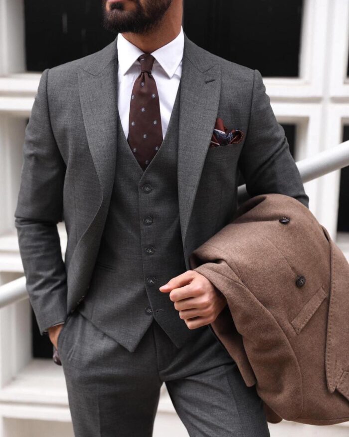 Windmill Drive Slim fit mid grey men’s three piece suit with peak lapels